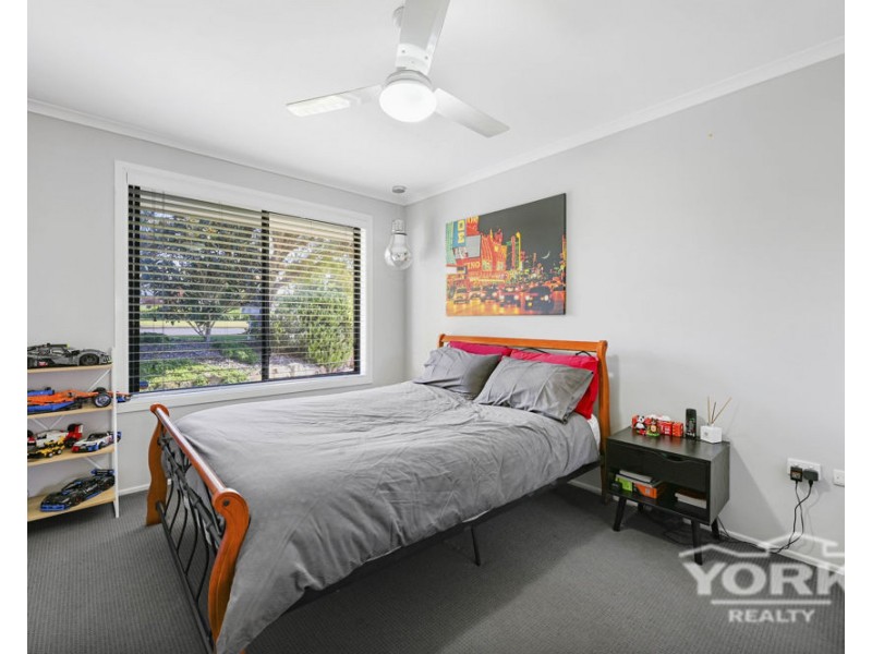 Kearneys Spring QLD 4350