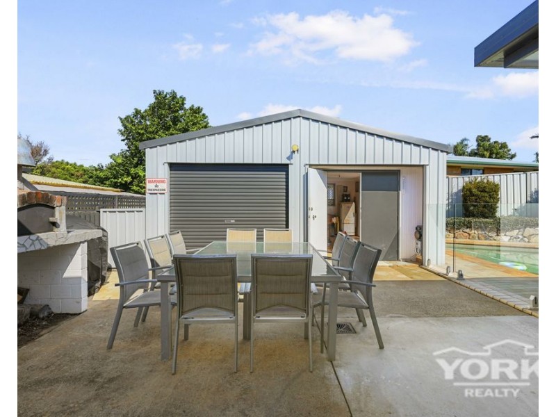 Kearneys Spring QLD 4350