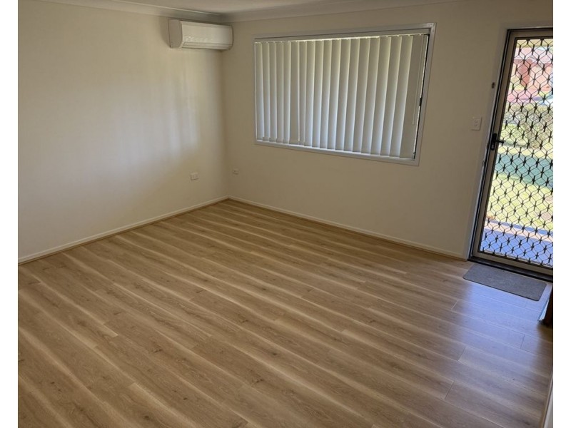12 Jennifer Cres, Darling Heights QLD 4350