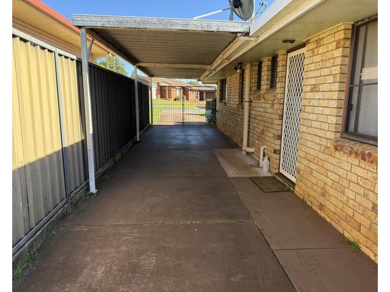 12 Jennifer Cres, Darling Heights QLD 4350