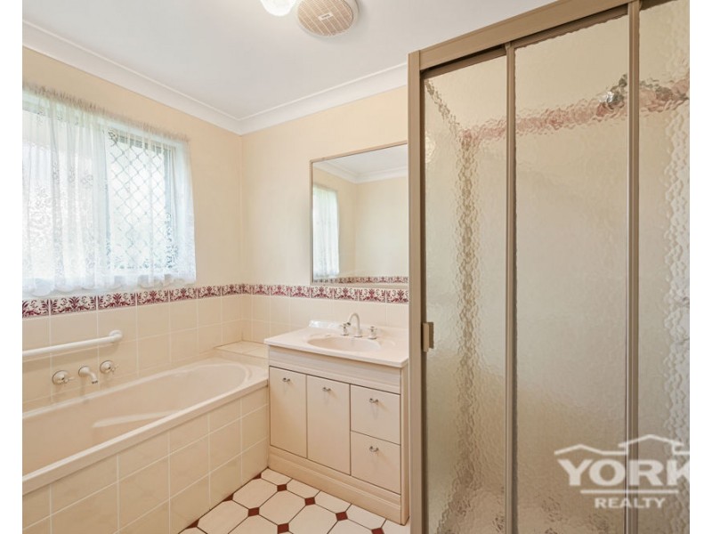 109 Glenvale Road, Newtown QLD 4350