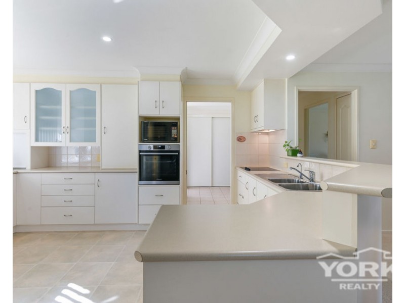 7 Montana Street, Wilsonton Heights QLD 4350