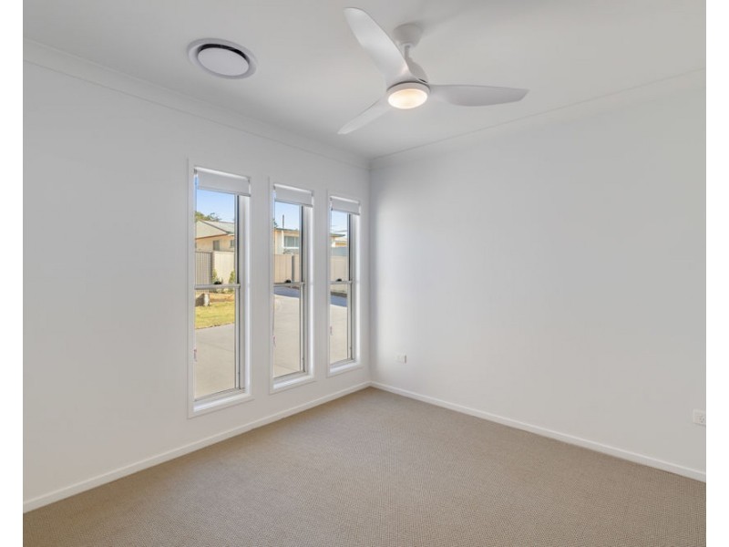 6a Empress Street, Centenary Heights QLD 4350
