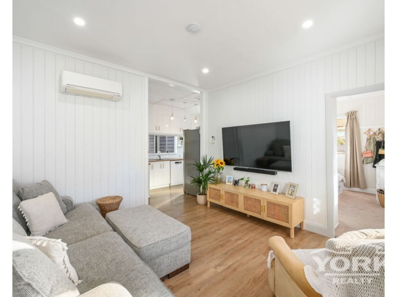 22 Murphy Street, Rangeville QLD 4350