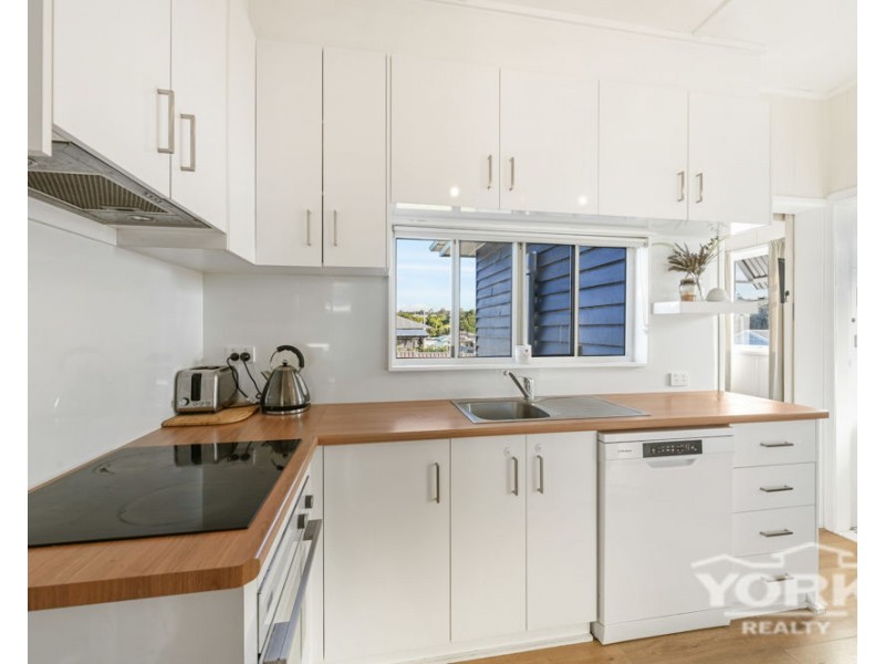 22 Murphy Street, Rangeville QLD 4350