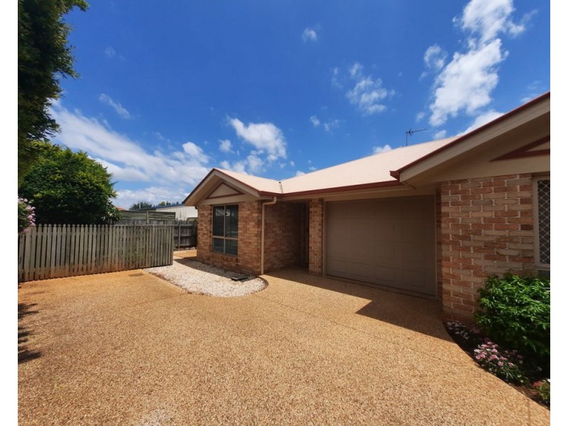 2/86 South Street, Rangeville QLD 4350