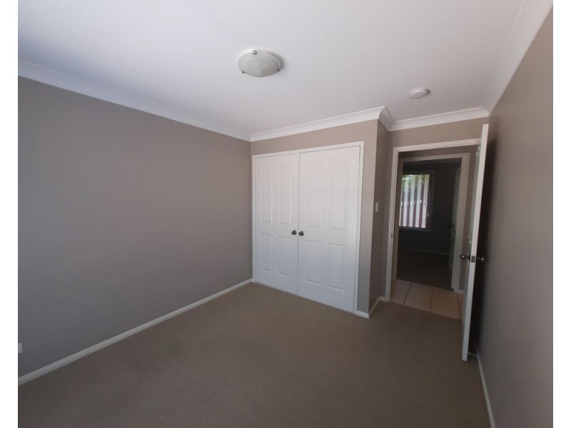 2/86 South Street, Rangeville QLD 4350