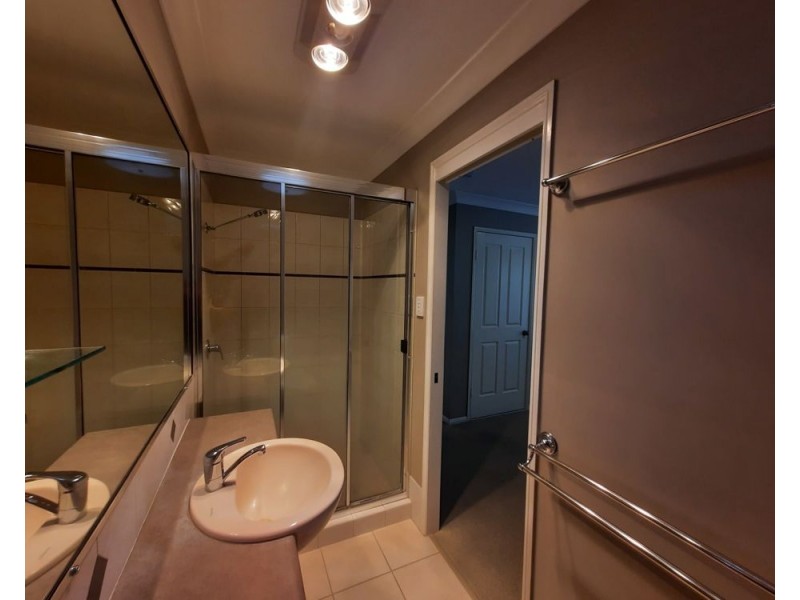 2/86 South Street, Rangeville QLD 4350