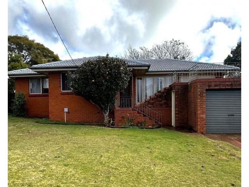 7 Garrahy Street, Centenary Heights QLD 4350