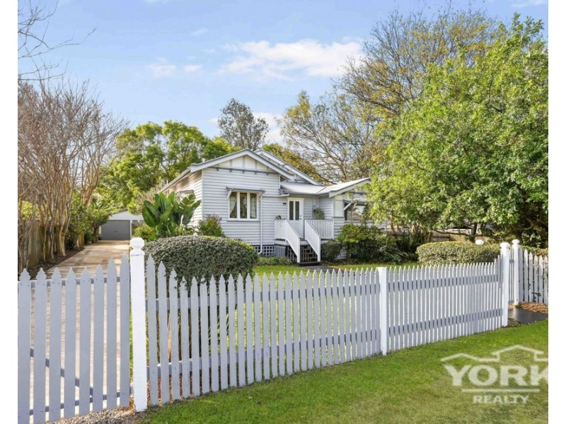 129 Hill Street, Newtown QLD 4350
