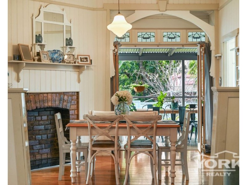 129 Hill Street, Newtown QLD 4350