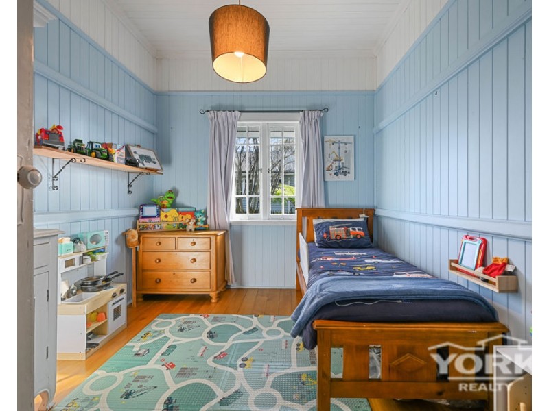 129 Hill Street, Newtown QLD 4350