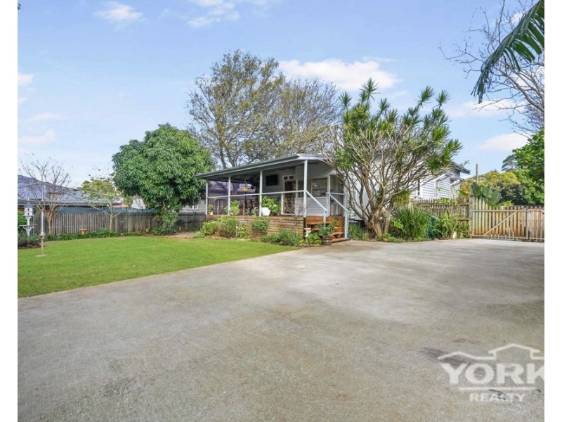 129 Hill Street, Newtown QLD 4350