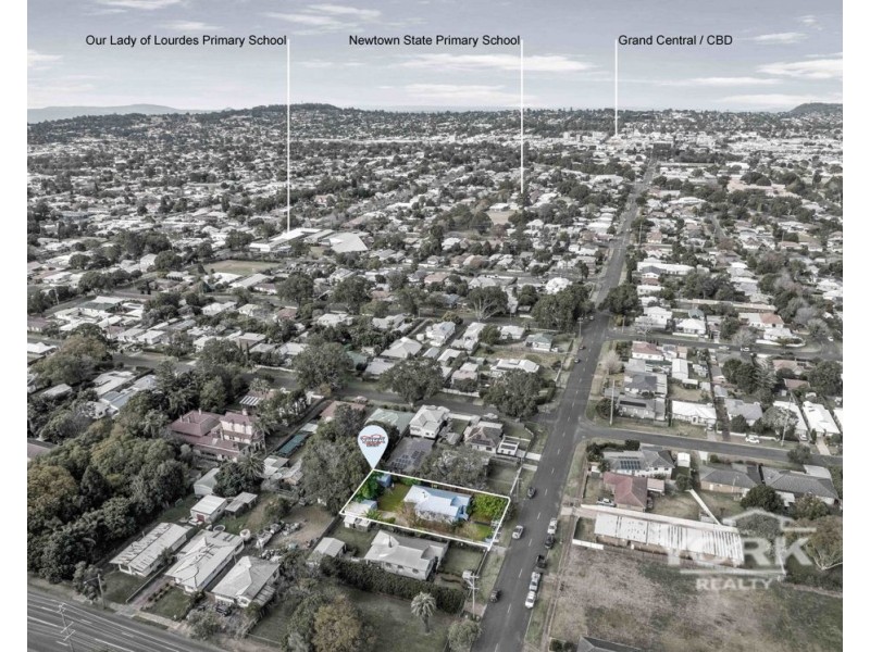 129 Hill Street, Newtown QLD 4350