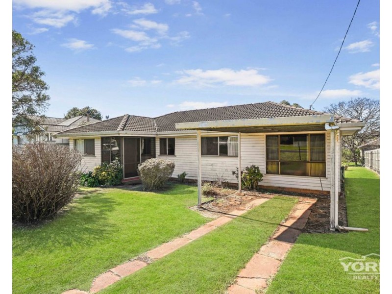 30 Vanity Street, Rockville QLD 4350