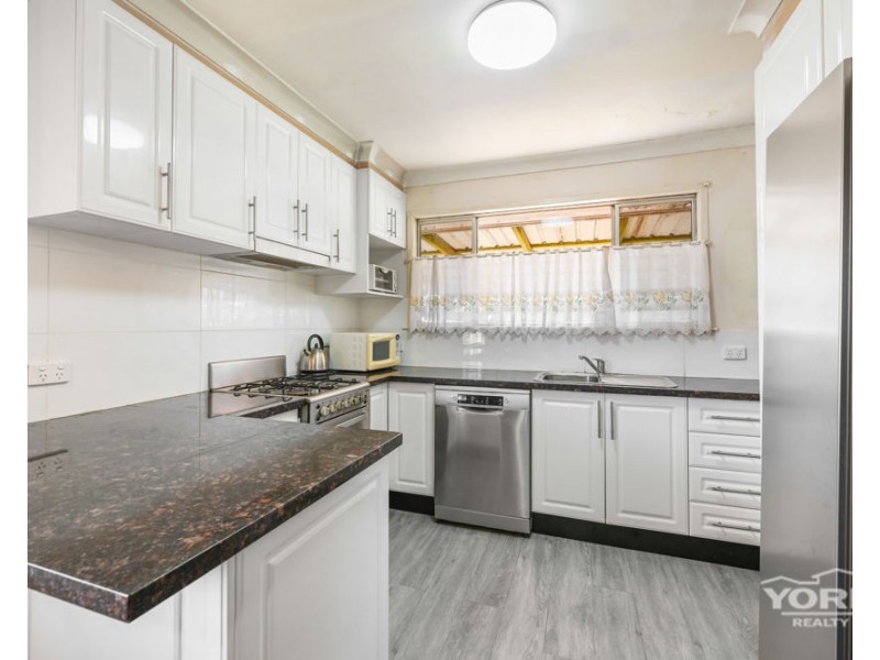 30 Vanity Street, Rockville QLD 4350