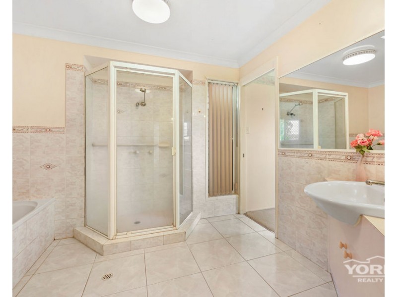 Middle Ridge QLD 4350