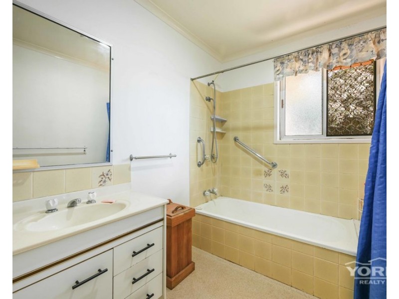 Wilsonton Heights QLD 4350