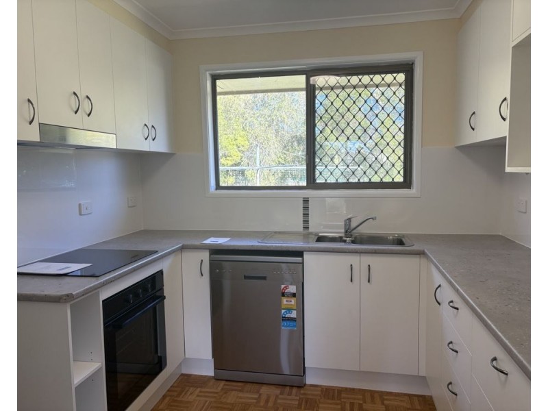 46 Lotus Cres, Centenary Heights QLD 4350