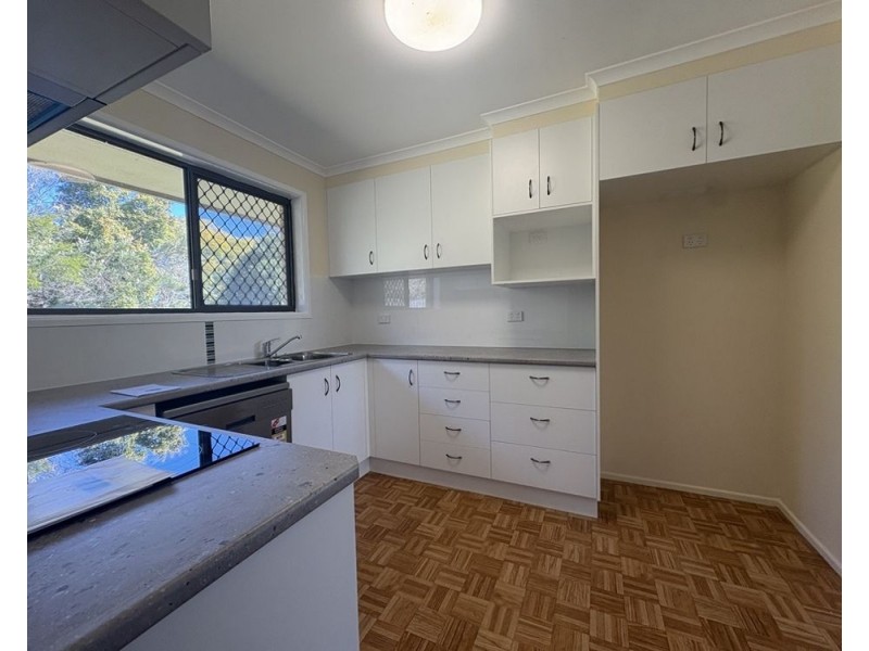 46 Lotus Cres, Centenary Heights QLD 4350