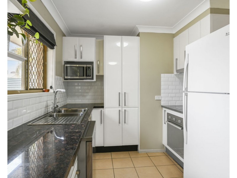 4 Lawmere Court, Kingsthorpe QLD 4400