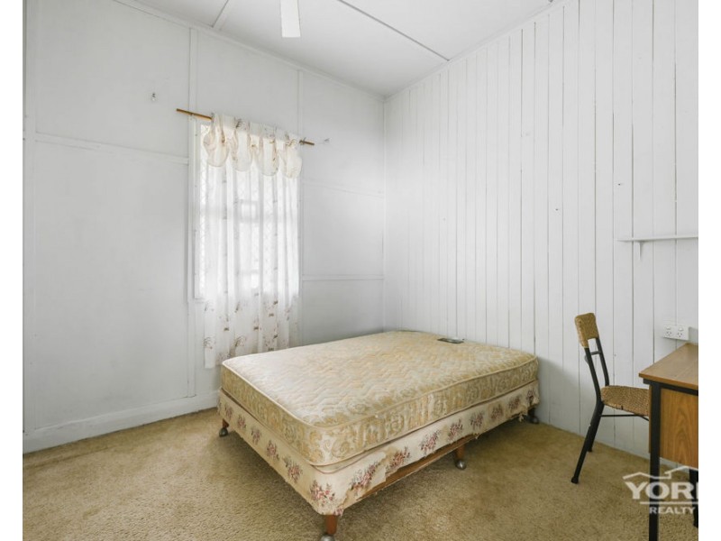 39 King Street, Clifton QLD 4361