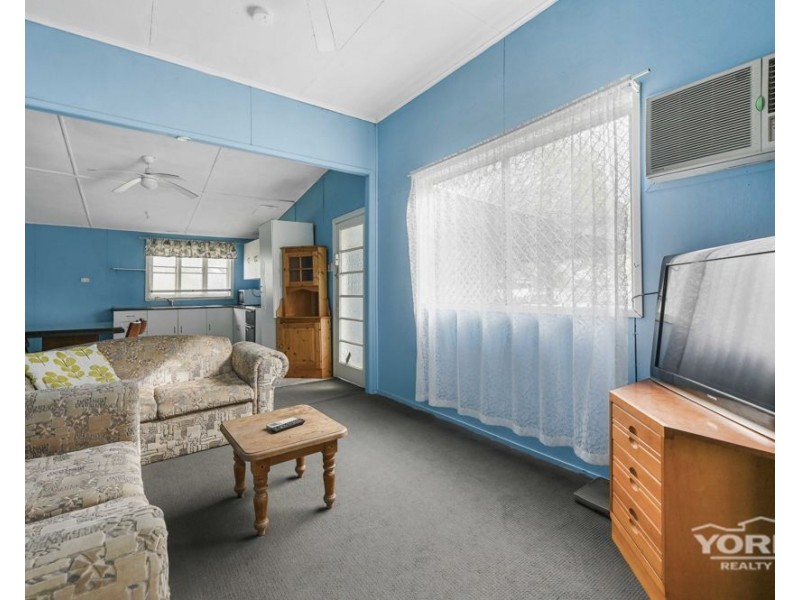 39 King Street, Clifton QLD 4361