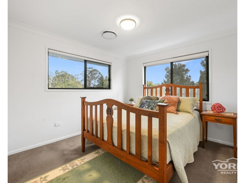 Middle Ridge QLD 4350