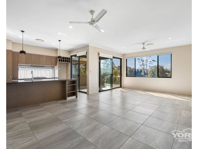 16/18 Tourist Road, East Toowoomba QLD 4350