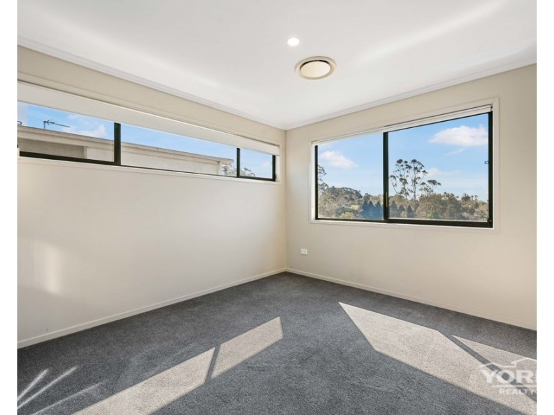 16/18 Tourist Road, East Toowoomba QLD 4350