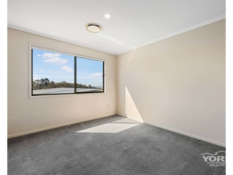 16/18 Tourist Road, East Toowoomba QLD 4350