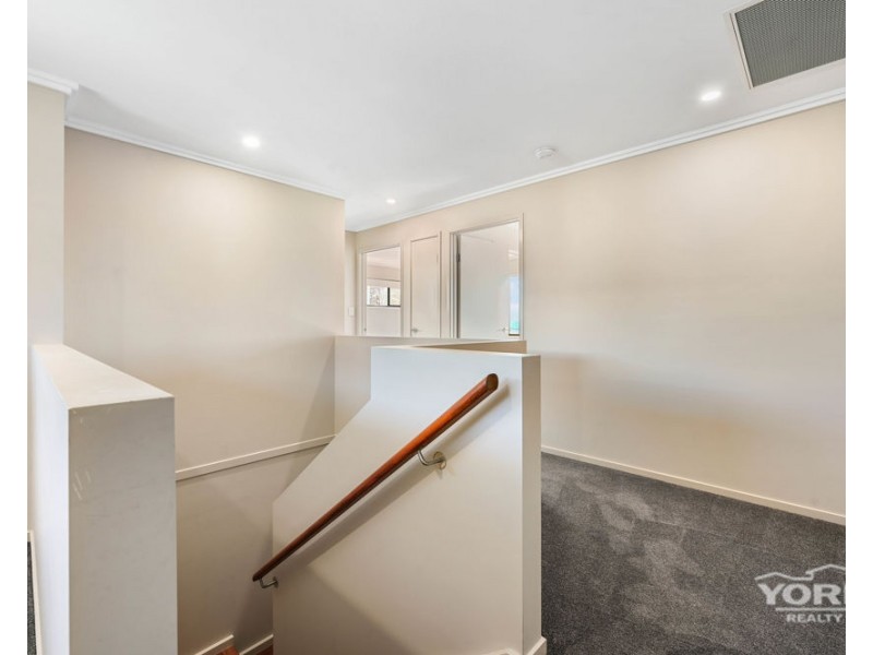 16/18 Tourist Road, East Toowoomba QLD 4350