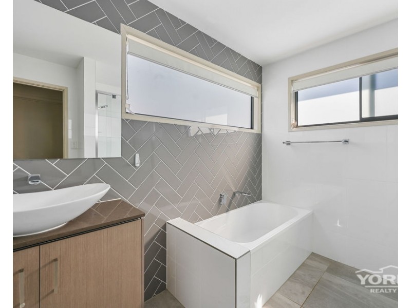 16/18 Tourist Road, East Toowoomba QLD 4350