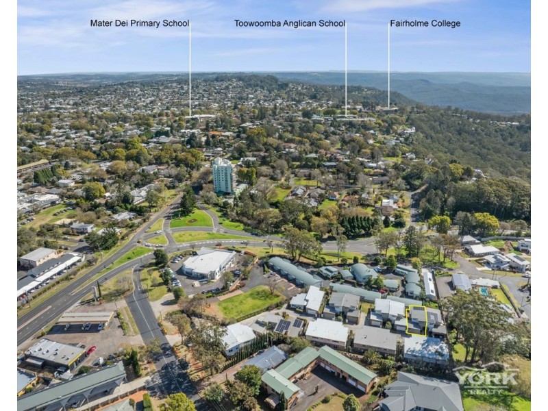 16/18 Tourist Road, East Toowoomba QLD 4350