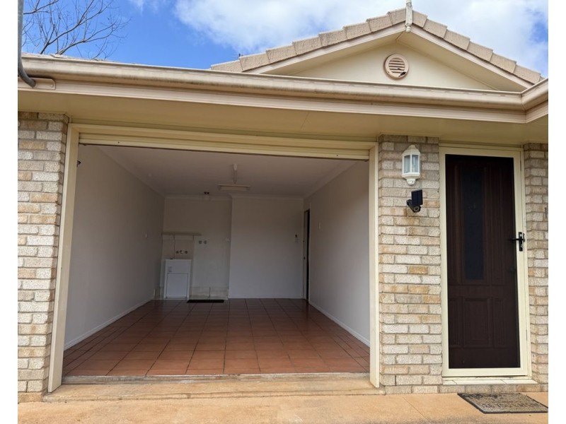 1/42 Gordon Avenue, Newtown QLD 4350