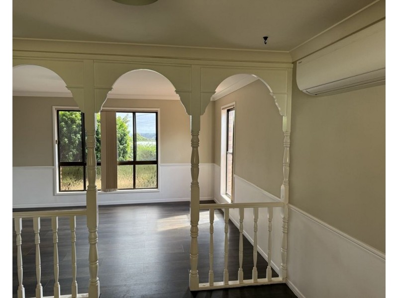 6 Tea Tree Court, Newtown QLD 4350