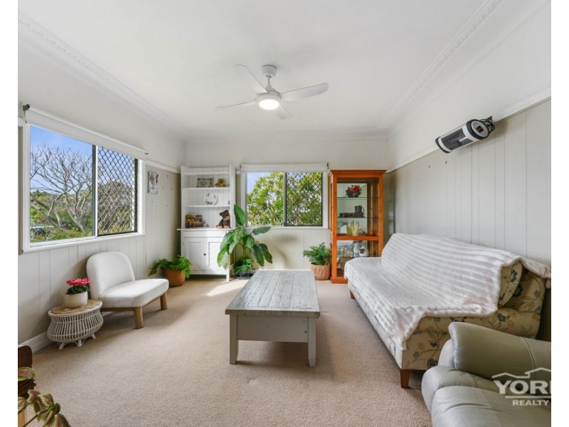 50 Bass Street, Centenary Heights QLD 4350