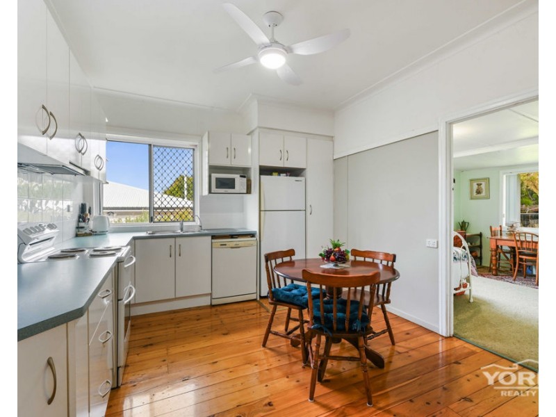 50 Bass Street, Centenary Heights QLD 4350