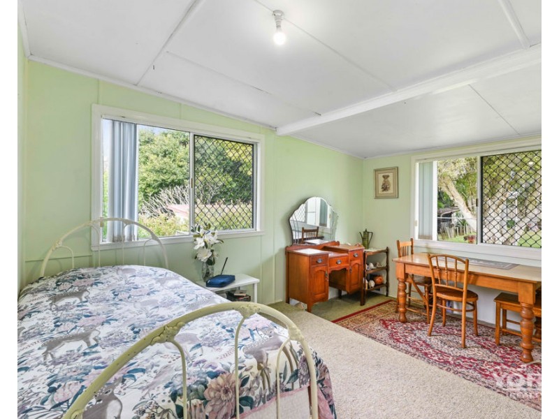 50 Bass Street, Centenary Heights QLD 4350
