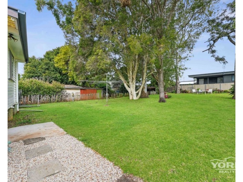 50 Bass Street, Centenary Heights QLD 4350