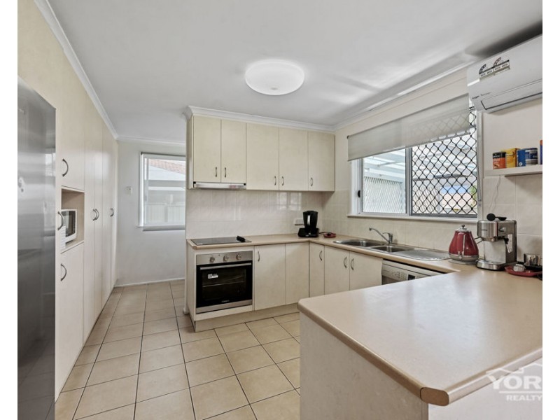 7 Lyndhurst Court, Newtown QLD 4350