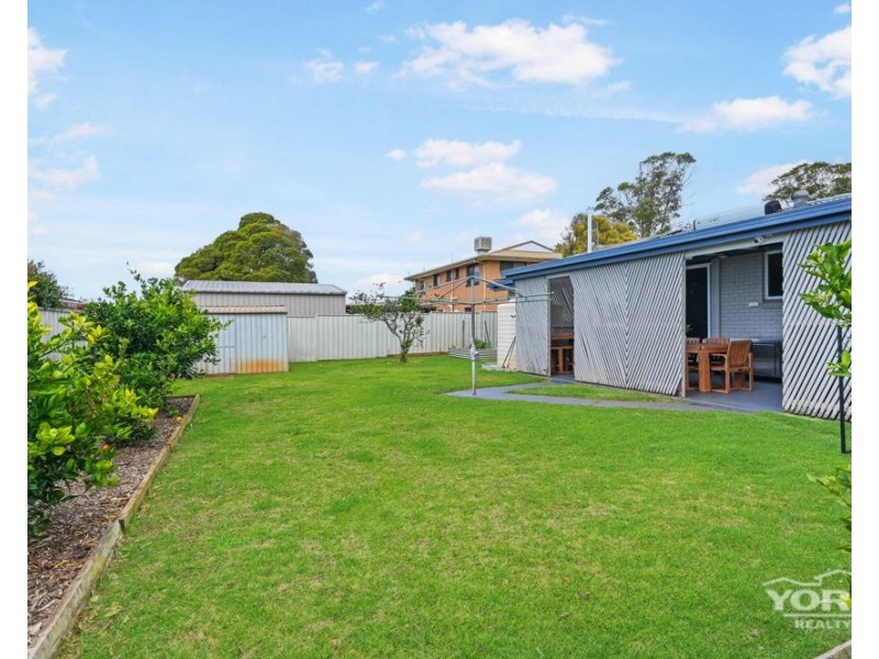 7 Lyndhurst Court, Newtown QLD 4350