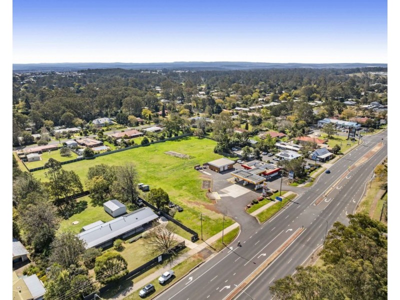 10532 New England Highway, Highfields QLD 4352