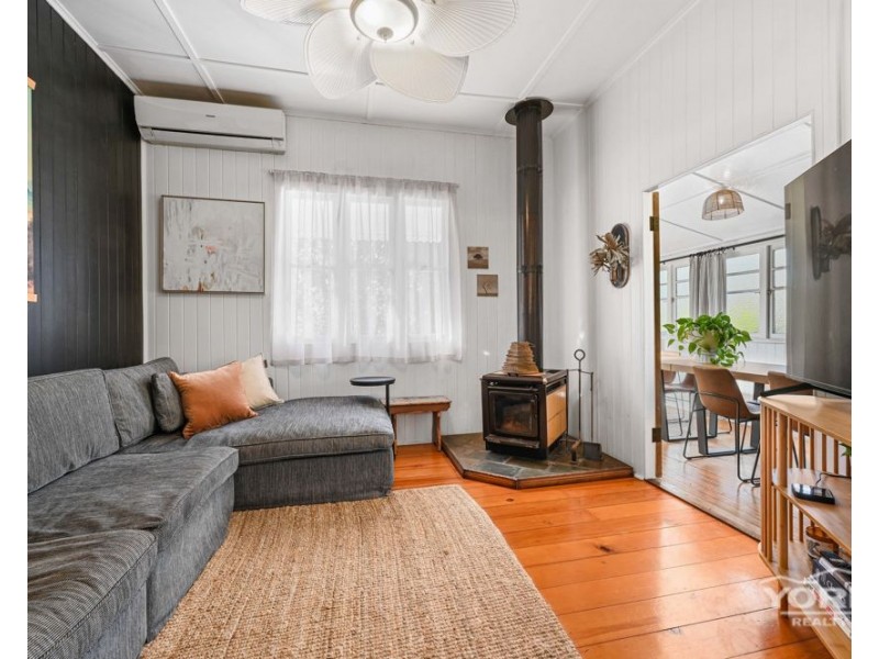 144 Hill Street, Newtown QLD 4350