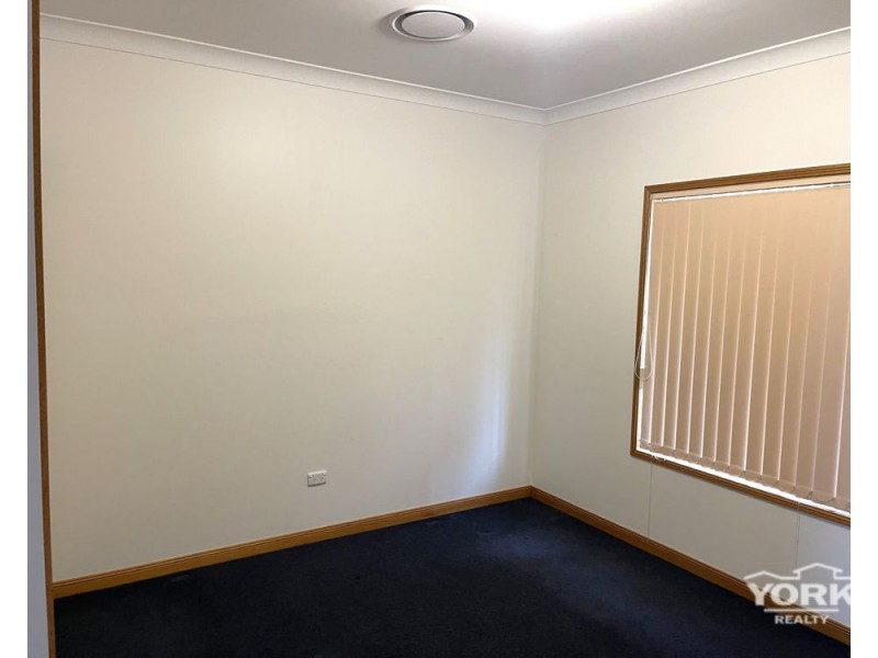 10 Rangeview Road, Blue Mountain Heights QLD 4350