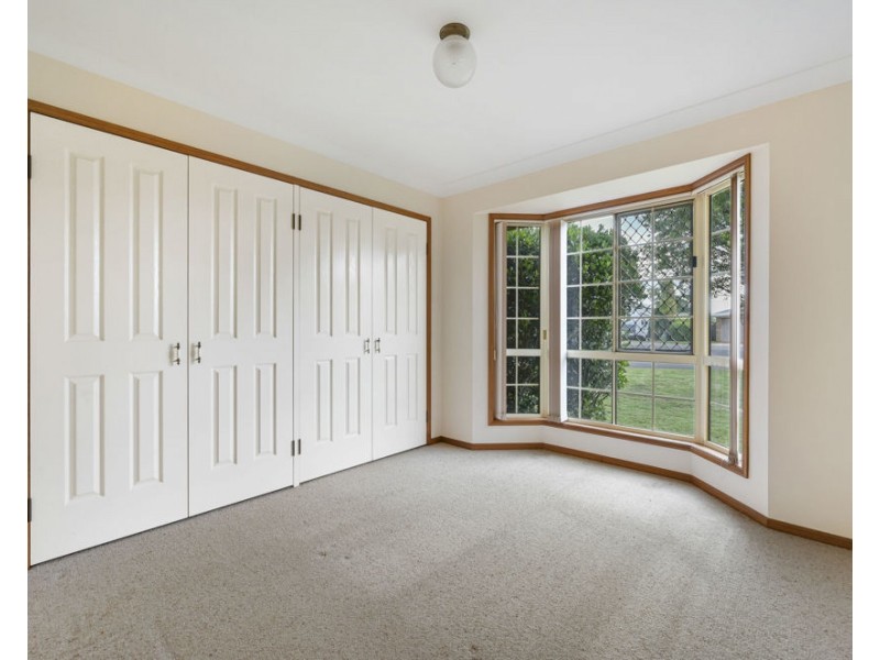 4 Tess Close, Middle Ridge QLD 4350