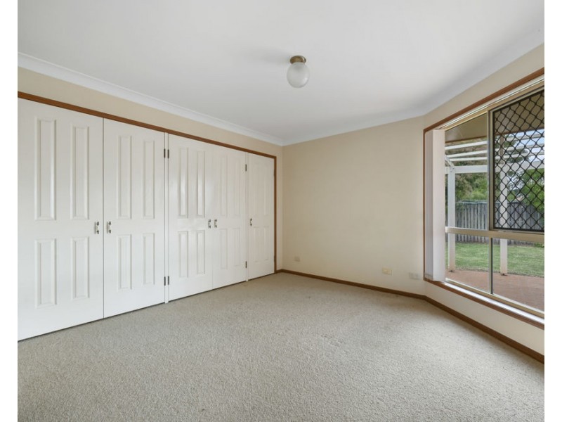 4 Tess Close, Middle Ridge QLD 4350