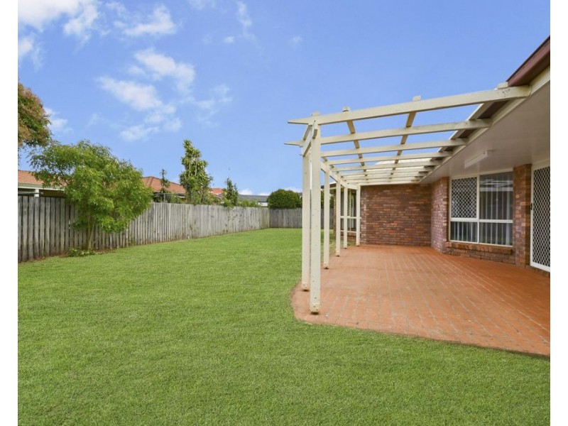 4 Tess Close, Middle Ridge QLD 4350
