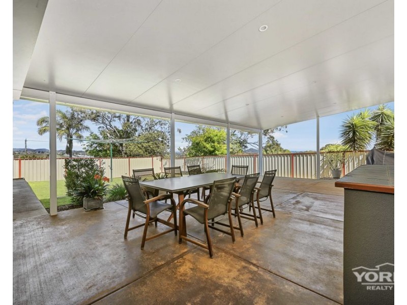 24 Blue Gum Drive, Newtown QLD 4350