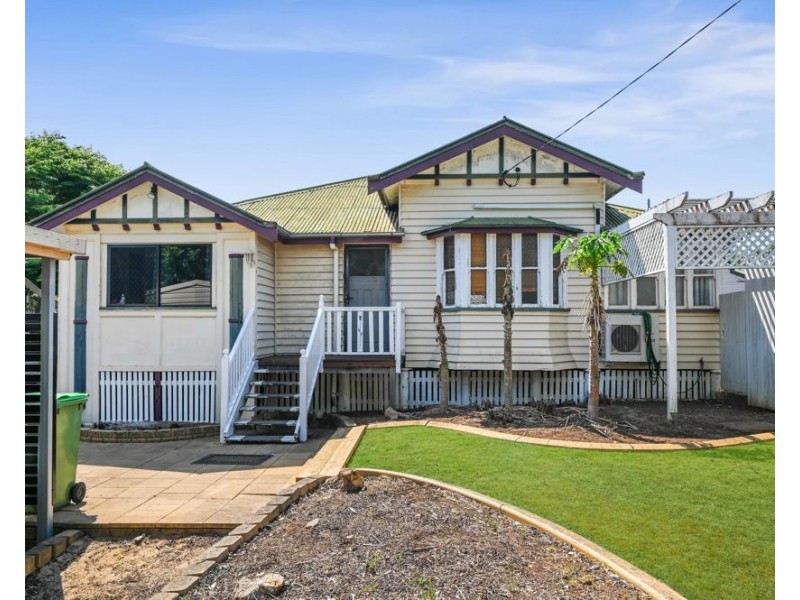 106 Holberton Street, Newtown QLD 4350